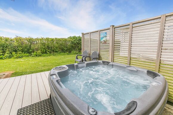 Sandy Pebble Deluxe (Pet) - Looe Coastal Retreat, Looe