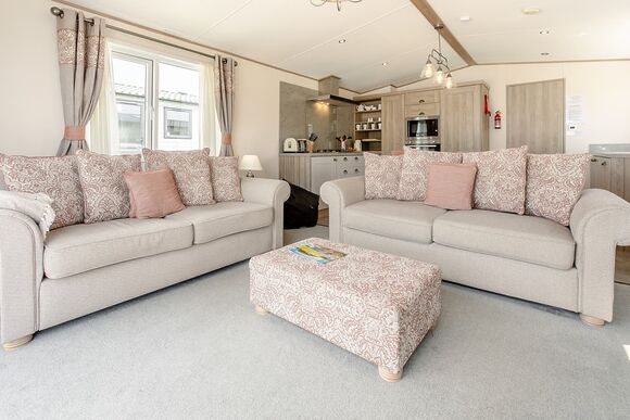 Ruby Wave Deluxe - Looe Coastal Retreat, Looe