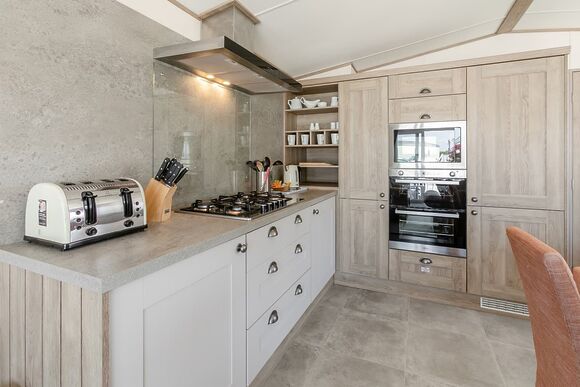 Ruby Wave Deluxe - Looe Coastal Retreat, Looe