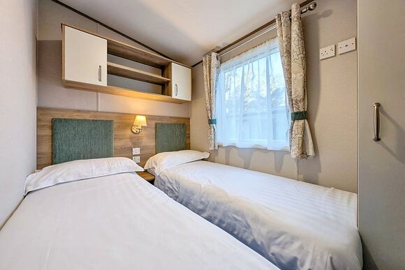 3 bedroom Gold Caravan  - Lowther Park, Eamont Bridge