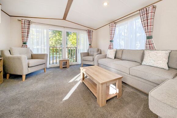3 bedroom Gold Caravan Pet Friendly - Lowther Park, Eamont Bridge