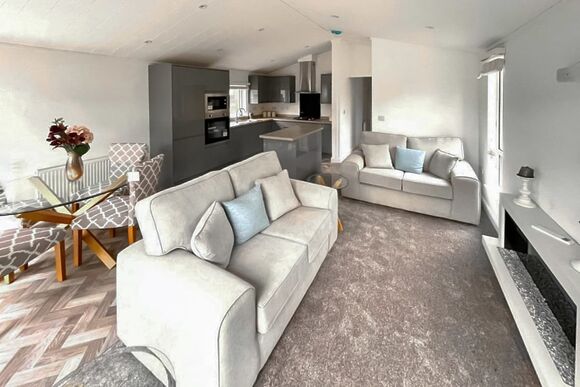 Signature Lodge 2 bed  - Lowther Park, Eamont Bridge