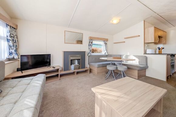 Silver 3 bedroomed Caravan Pet Friendly - Lowther Park, Eamont Bridge