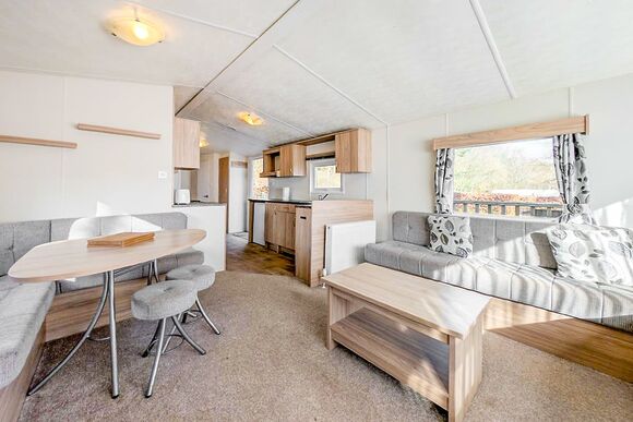 Silver 3 bedroomed Caravan Pet Friendly - Lowther Park, Eamont Bridge