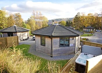 Cabin 1 bed HT -  Loch Tay Highland Lodge Park, Killin