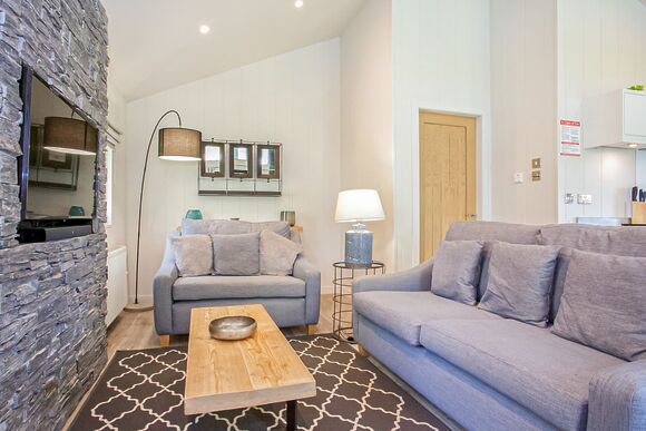Signature Lodge 2 bed  (Pet) -  Loch Tay Highland Lodge Park, Killin