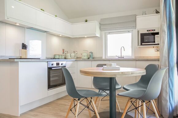 Signature Lodge 2 bed  (Pet) -  Loch Tay Highland Lodge Park, Killin