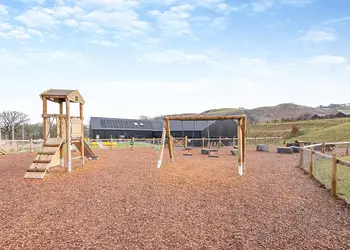 Love2Stay Mid Wales, Newtown