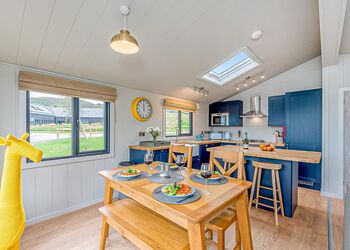 Wren&rsquo;s Nest 2 - Love2Stay Mid Wales, Newtown