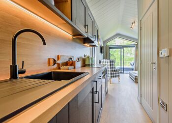 Black Barn Bunk - Love2Stay Mid Wales, Newtown