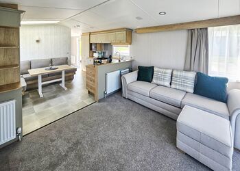 Primrose Platinum - Love2Stay Mid Wales, Newtown