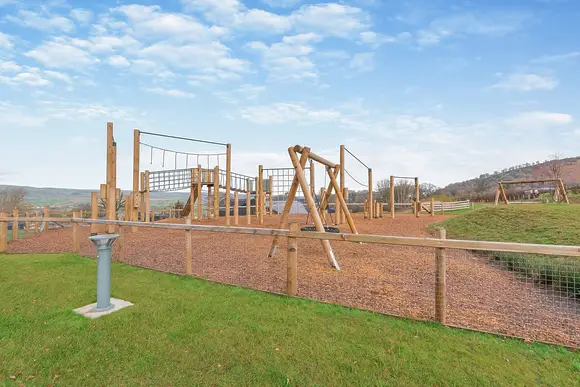 Love2Stay Mid Wales, Newtown