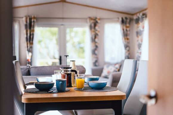 Woodland Lodge 2 - Love2Stay Mid Wales, Newtown