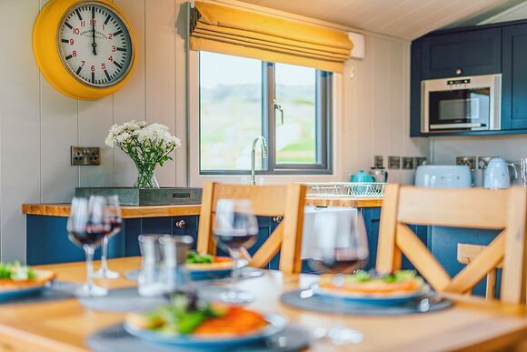 Wren&rsquo;s Nest 2 - Love2Stay Mid Wales, Newtown