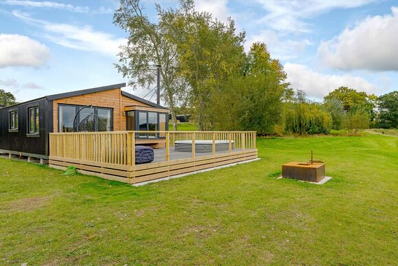 Wren&rsquo;s Nest 3 - Love2Stay Mid Wales, Newtown