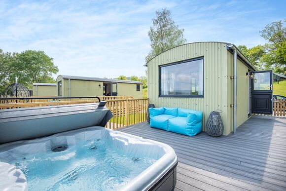 Shepherds Hut - Love2Stay Mid Wales, Newtown