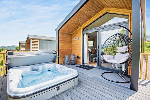 Black Barn Bunk - Love2Stay Mid Wales, Newtown