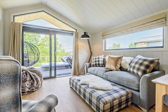 Black Barn Bunk - Love2Stay Mid Wales, Newtown