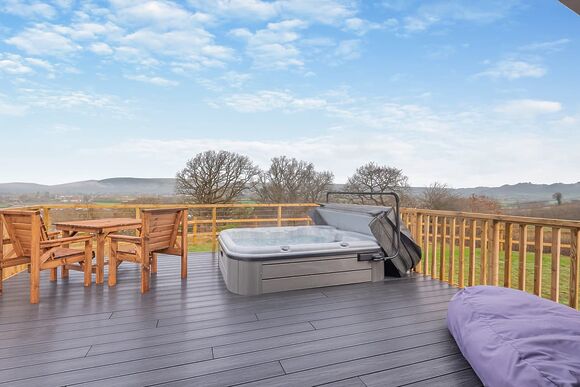 Getaway Lodge - Love2Stay Mid Wales, Newtown