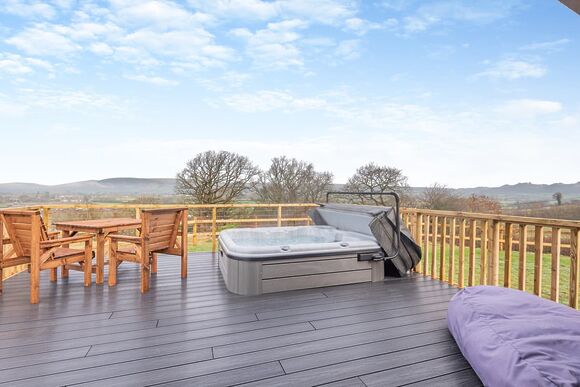 Getaway Lodge - Love2Stay Mid Wales, Newtown