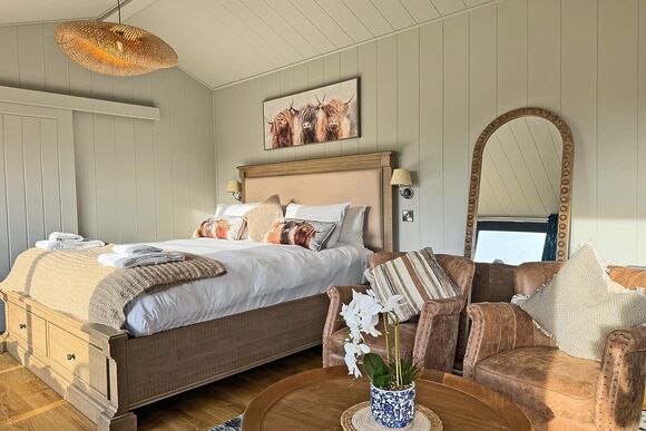 Retreat Lodge - Love2Stay Mid Wales, Newtown