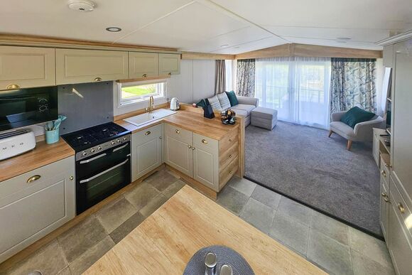 Primrose Platinum - Love2Stay Mid Wales, Newtown