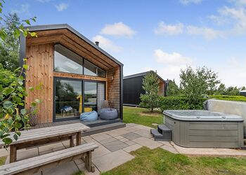 Black Barn Lodge - Love2Stay Shrewsbury, Shrewsbury