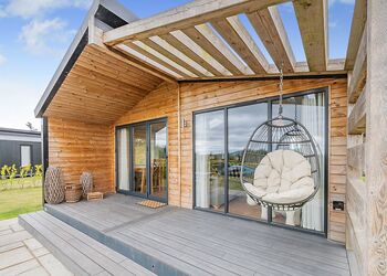 Wren&rsquo;s Nest Lodge - Love2Stay Shrewsbury, Shrewsbury