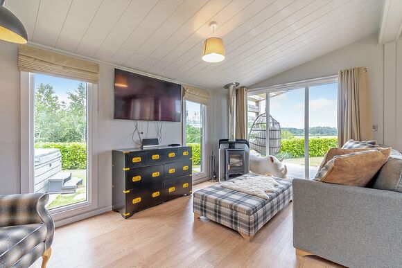 Wren&rsquo;s Nest Lodge - Love2Stay Shrewsbury, Shrewsbury