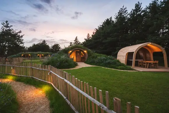 Luckington Burrows, Frome