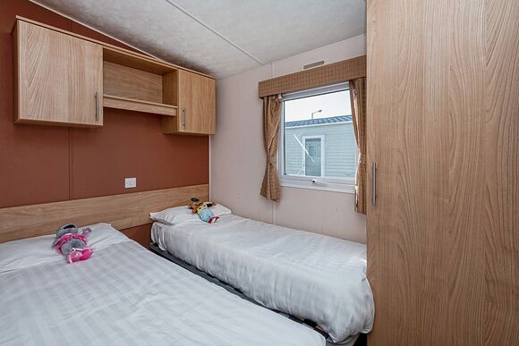 Gold 3 - Lyons Manor House, Maryport