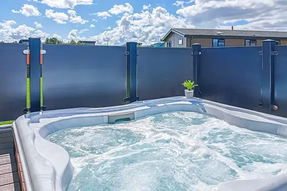Maesmawr Farm Resort, Caersws, Nr Newtown