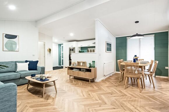 Deluxe 3 Lake View Lodge - Manor Lakes at Hengar Manor, Bodmin