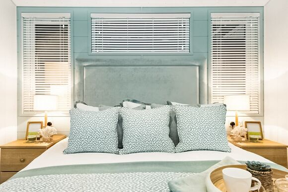 Deluxe 3 Lake View Lodge - Manor Lakes at Hengar Manor, Bodmin