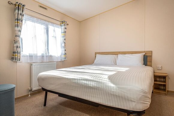 Gold 2  Caravan (slps 6) - Malvern View Country and Leisure Park, Worcester