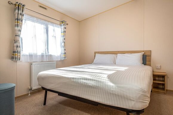 Gold 2  Caravan (slps 6) with decking - Malvern View Country and Leisure Park, Worcester