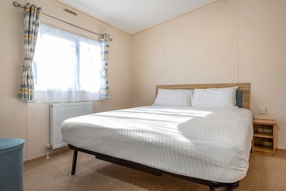 Gold  2 Caravan (sleeps 6) (Pet ) - Malvern View Country and Leisure Park, Worcester