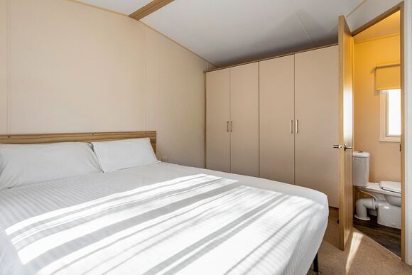 Gold  2 Caravan (sleeps 6) (Pet ) - Malvern View Country and Leisure Park, Worcester