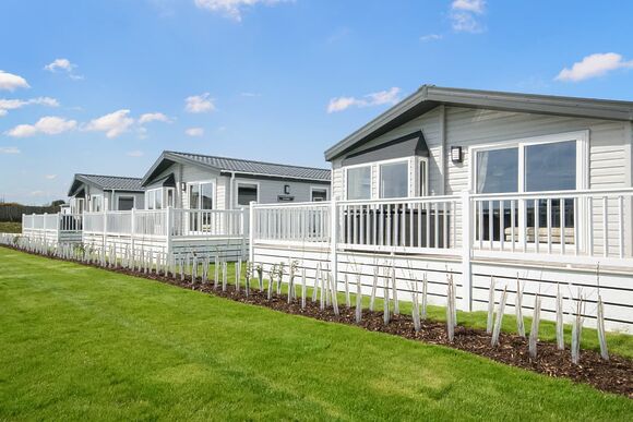 Platinum 3 Lodge - Marlie Holiday Park, New Romney