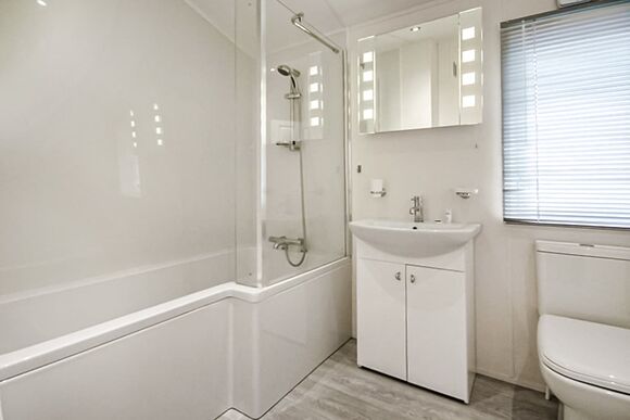 Gold 3 Pet Friendly Lodge - Marlie Holiday Park, New Romney