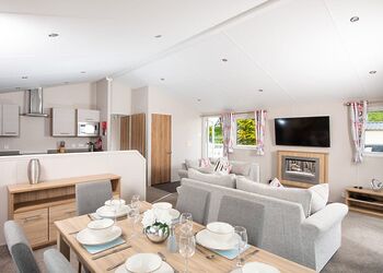 Mayflower Lodge - Marine Holiday Park, Rhyl