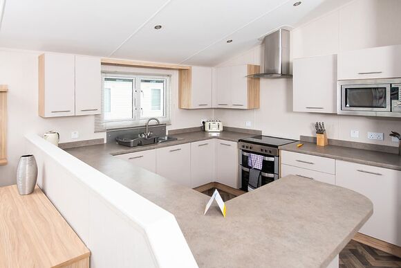 Mayflower Lodge - Marine Holiday Park, Rhyl