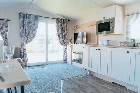 Gold 2 Plus - Marine Holiday Park, Rhyl