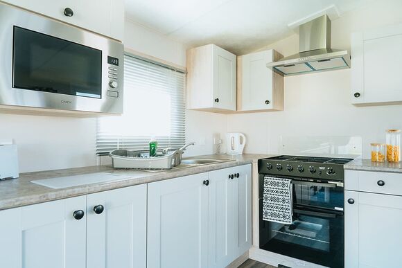 Gold 2 Plus - Marine Holiday Park, Rhyl