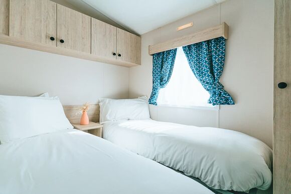 Gold 2 Plus - Marine Holiday Park, Rhyl