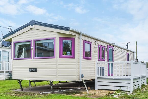 Accessible Holiday Home - Marine Holiday Park, Rhyl