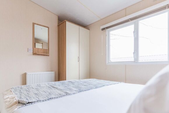 Platinum 3 - Marine Holiday Park, Rhyl