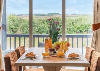 Rockingham Lodge - Medbourne Edge Retreat, Medbourne, Market Harborough