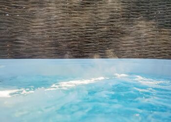 Lily&rsquo;s Lodge - Meadow Lodges Woodbridge, Bredfield, Woodbridge