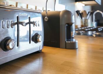 Lily&rsquo;s Lodge - Meadow Lodges Woodbridge, Bredfield, Woodbridge